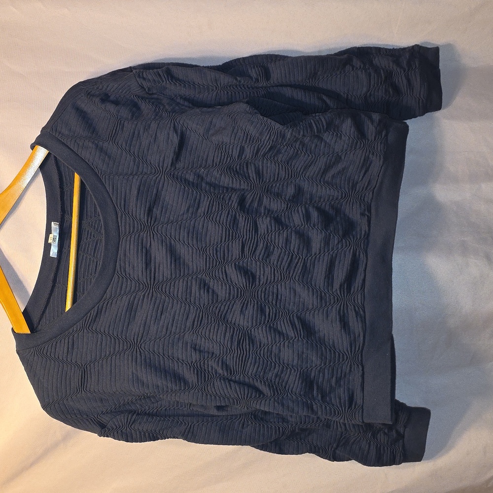 Leith Deep Blue Top Womens Size Medium Very Stretchy (Janni #14)